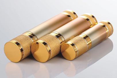Nhu cầu về máy bơm phun nhựa trong các ngành như mỹ phẩm, vật tư tẩy rửa và thuốc trừ sâu đã thay đổi như thế nào?